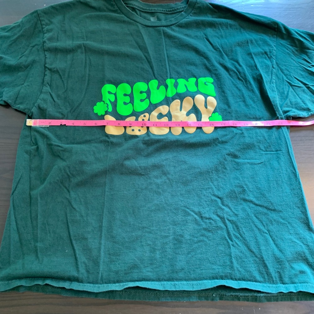 Hanes Feeling Lucky T-Shirt 2XL Green Graphic Tee St. Patrick's‎ Day Retro Irish